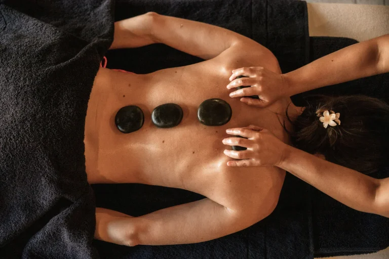 Hot stone massage at the Aquila spa