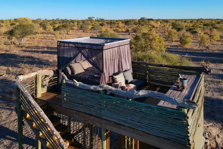 Sky Beds sleep-out platform under the open sky